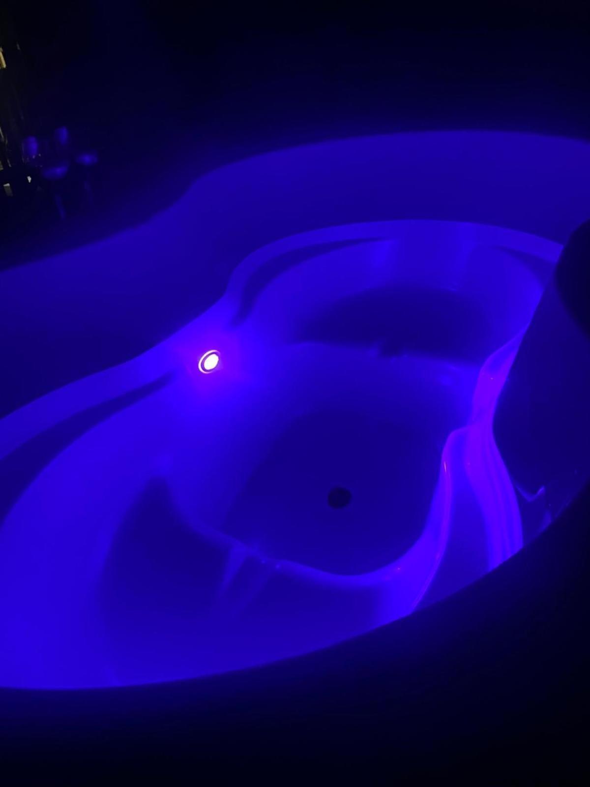 Hotel Campsie Luxury Pods With Hot Tub Glasgow Exteriér fotografie